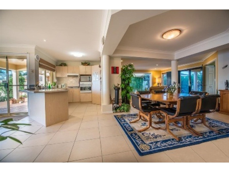 28 Vanderbilt Court, Varsity Lakes QLD 4227