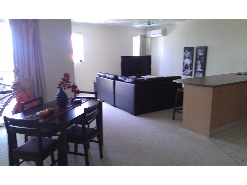 12/4 Proud  Street, Labrador QLD 4215