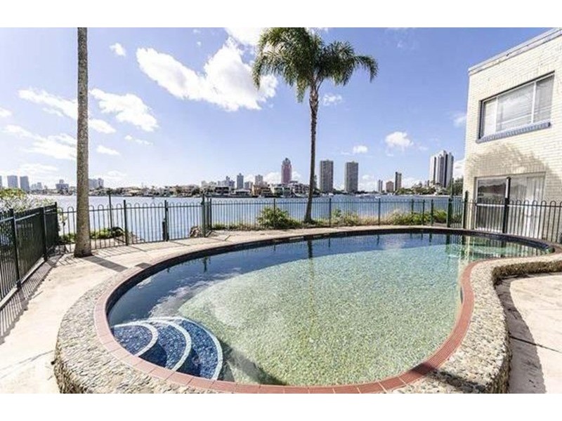 107 Stanhill Drive, Surfers Paradise QLD 4217