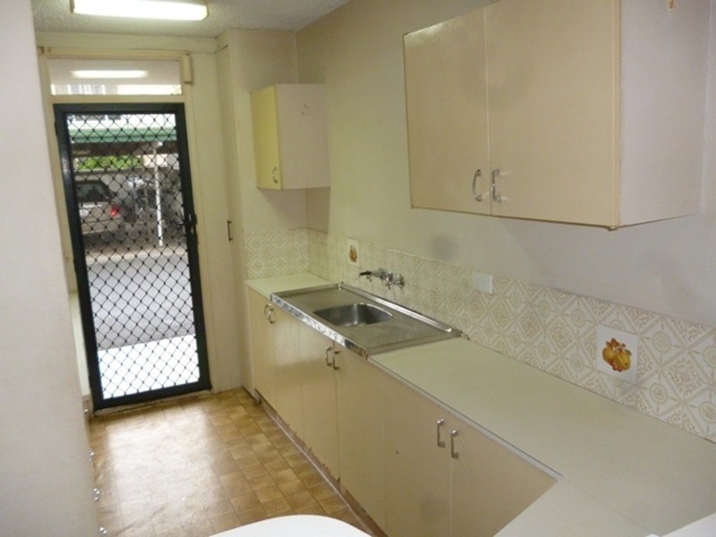 18 Thomas Drive, Surfers Paradise QLD 4217