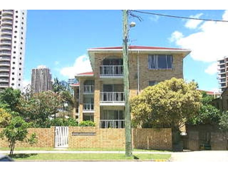 14 Vista Street, Surfers Paradise QLD 4217