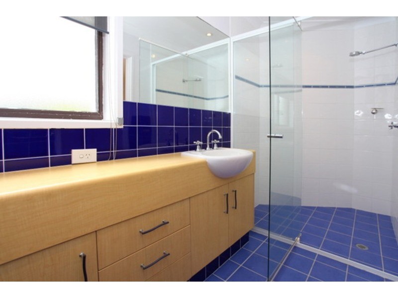 5/1A Pacific  Street, Main Beach QLD 4217