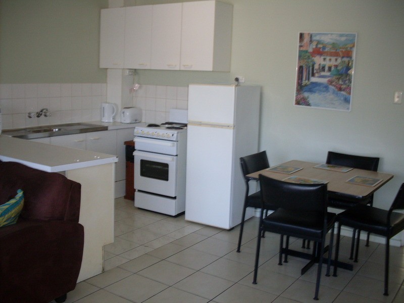 3/22 Leonard Avenue, Surfers Paradise QLD 4217