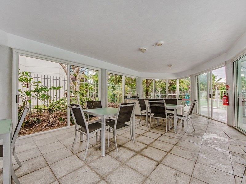 Surfers Mayfair/19 Riverview  Parade, Surfers Paradise QLD 4217