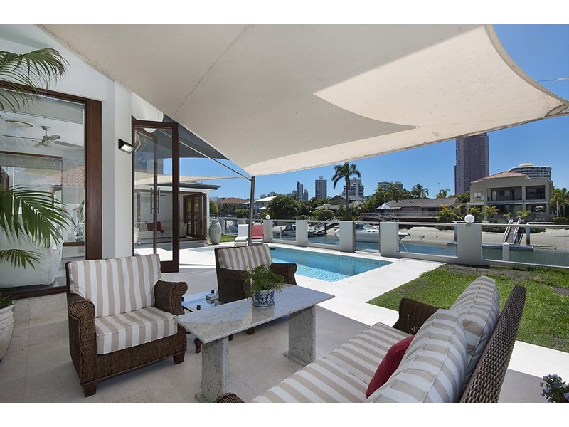 15 Midshipman Court, Paradise Waters QLD 4217