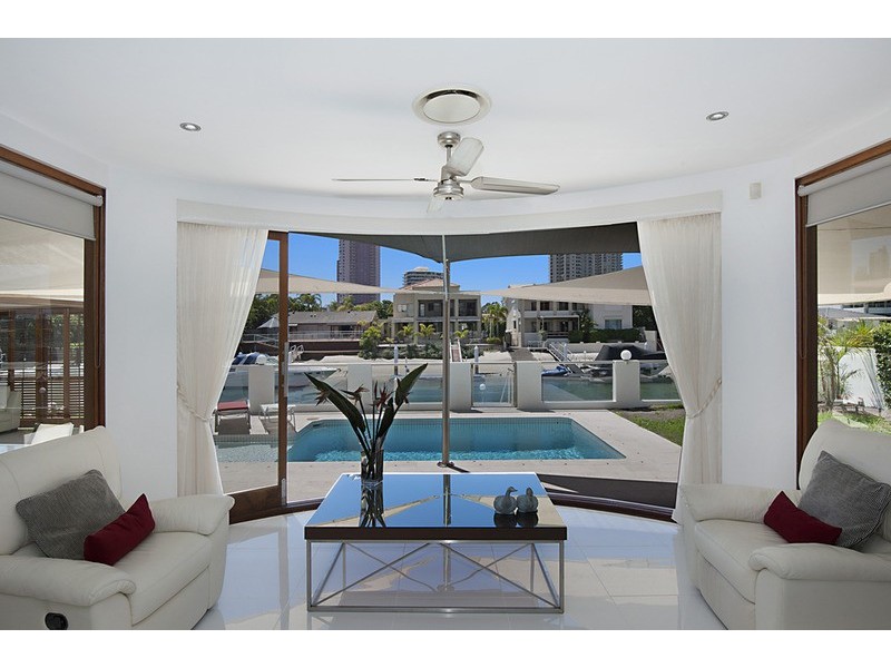 15 Midshipman Court, Paradise Waters QLD 4217