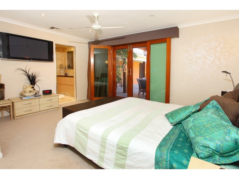 3 Emu Court, Sorrento QLD 4217