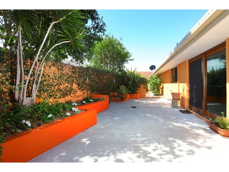 3 Emu Court, Sorrento QLD 4217