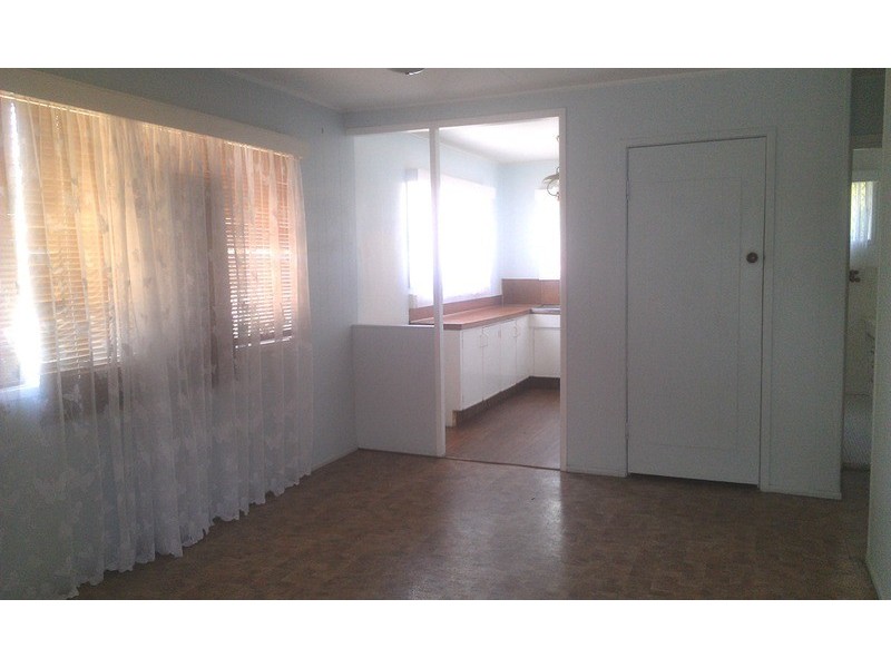 1/16 Sunrise  Boulevard, Surfers Paradise QLD 4217