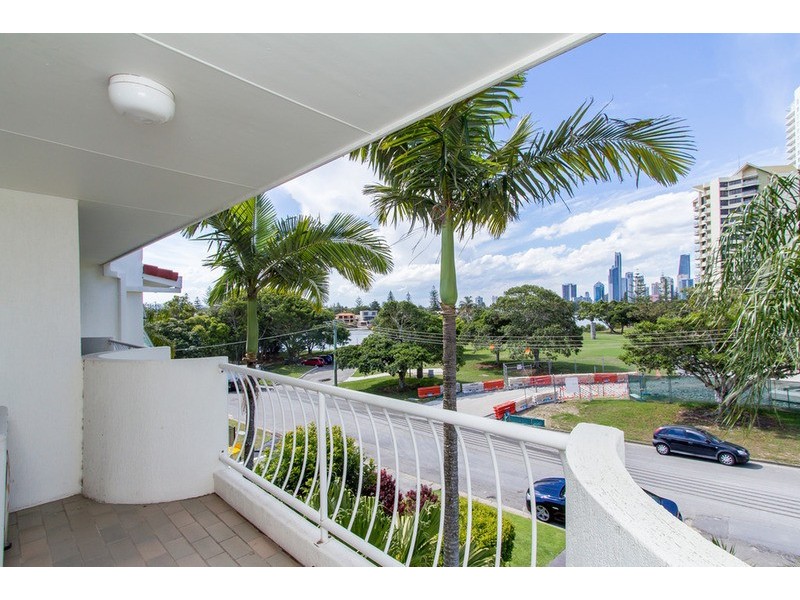 41/17 Genoa Street, Surfers Paradise QLD 4217