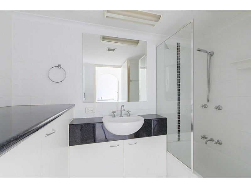 41/17 Genoa Street, Surfers Paradise QLD 4217