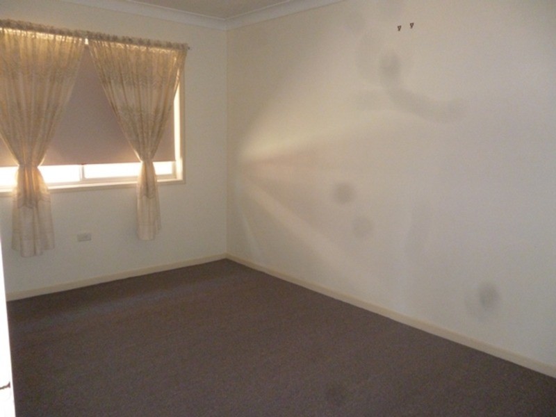 37 Cypress Avenue, Surfers Paradise QLD 4217