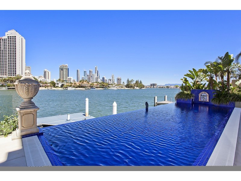 Paradise Waters QLD 4217