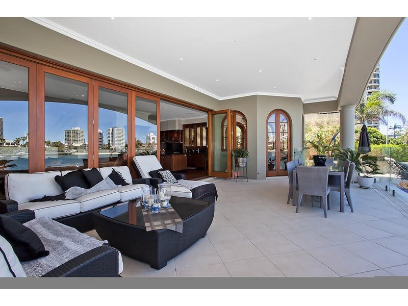 Paradise Waters QLD 4217