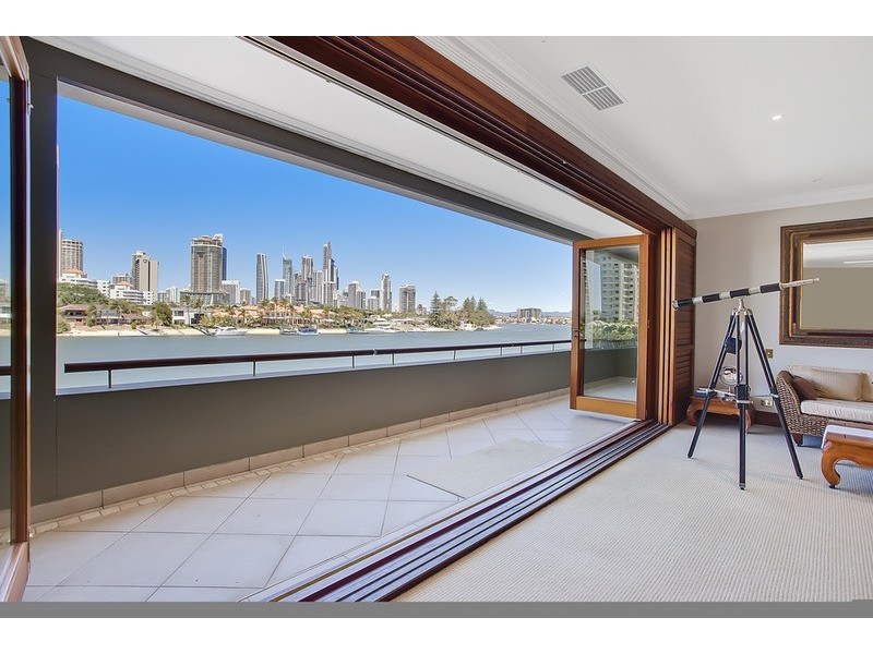 Paradise Waters QLD 4217