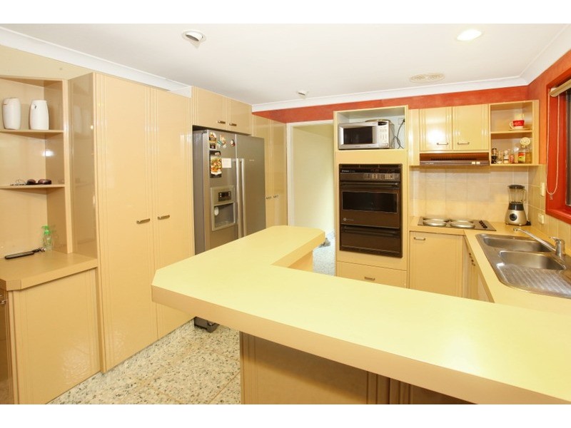 10 Dunbarton Avenue, Sorrento QLD 4217