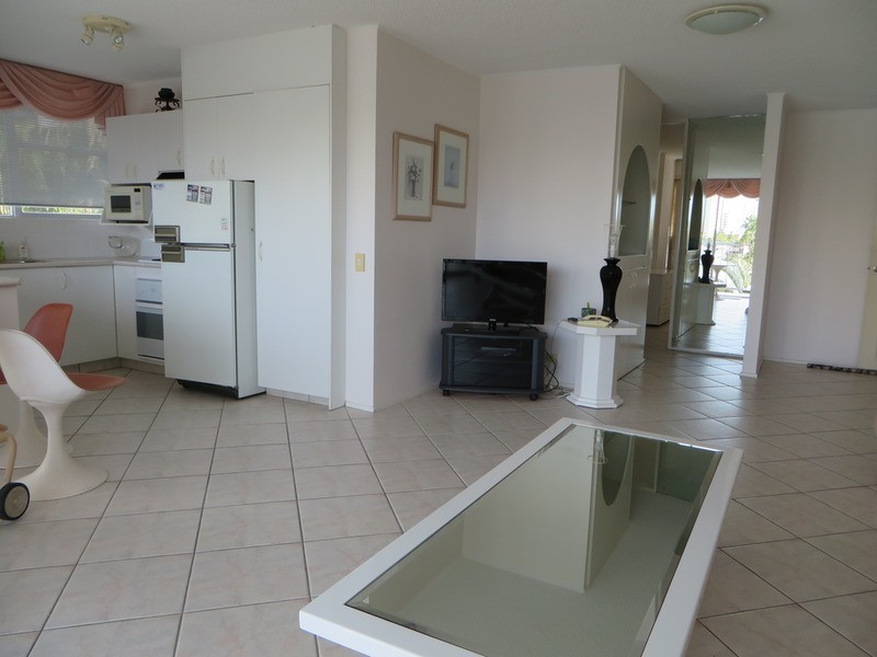 30 Watson Esplanade, Surfers Paradise QLD 4217