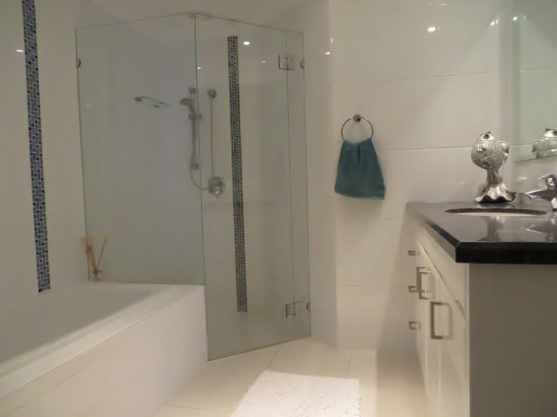 2 Moroccan Esplanade View Avenue, Surfers Paradise QLD 4217