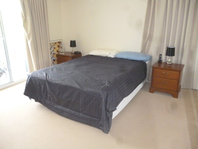 27  Walton  Street, Southport QLD 4215