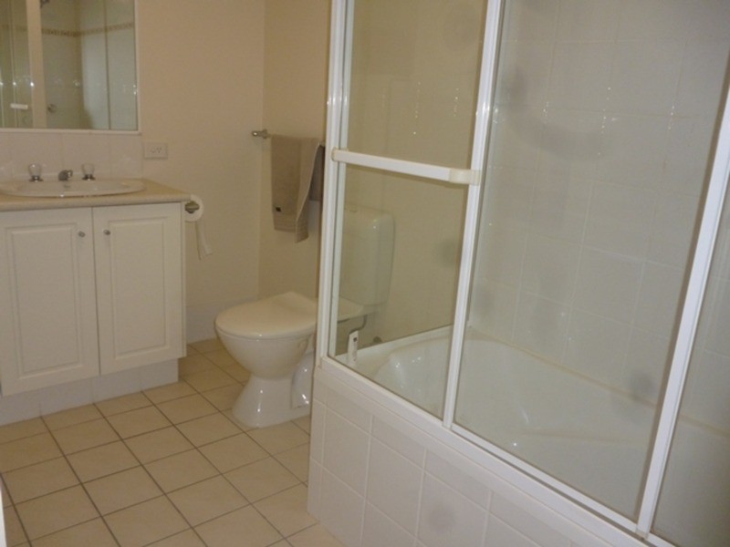 27  Walton  Street, Southport QLD 4215