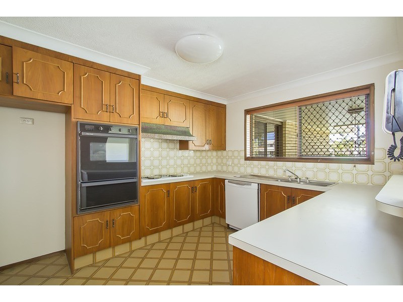 10 Midshipman Court, Paradise Waters QLD 4217