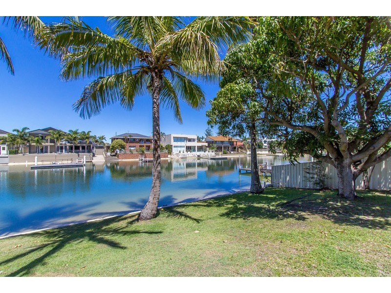 10 Midshipman Court, Paradise Waters QLD 4217
