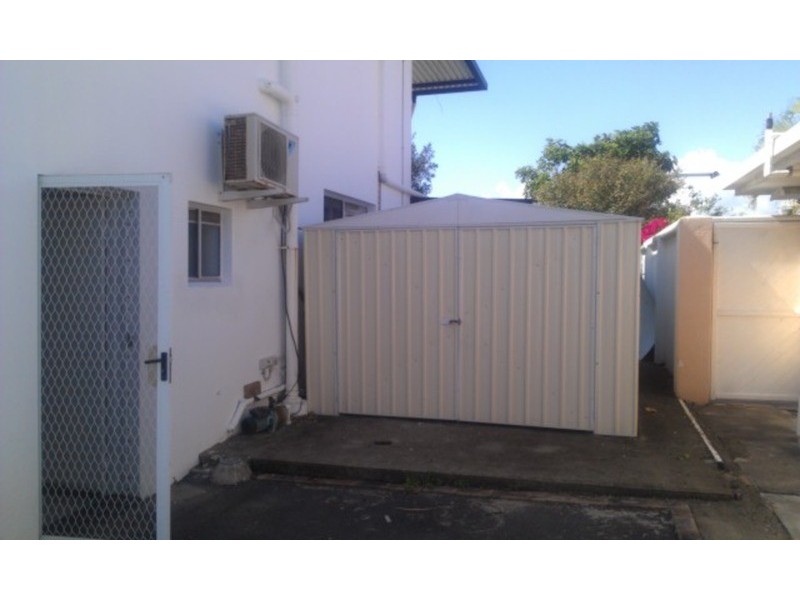 114  Salerno  Street, Isle Of Capri QLD 4217