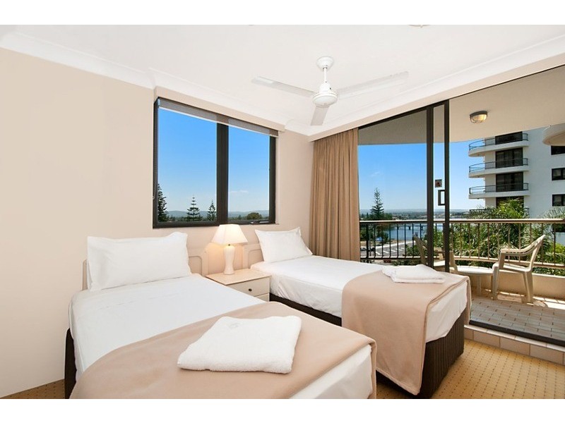 19 Aubrey Street, Surfers Paradise QLD 4217