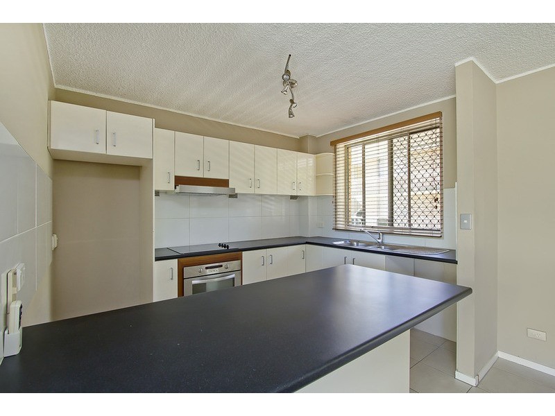 9/18 Tarcoola Crescent, Surfers Paradise QLD 4217