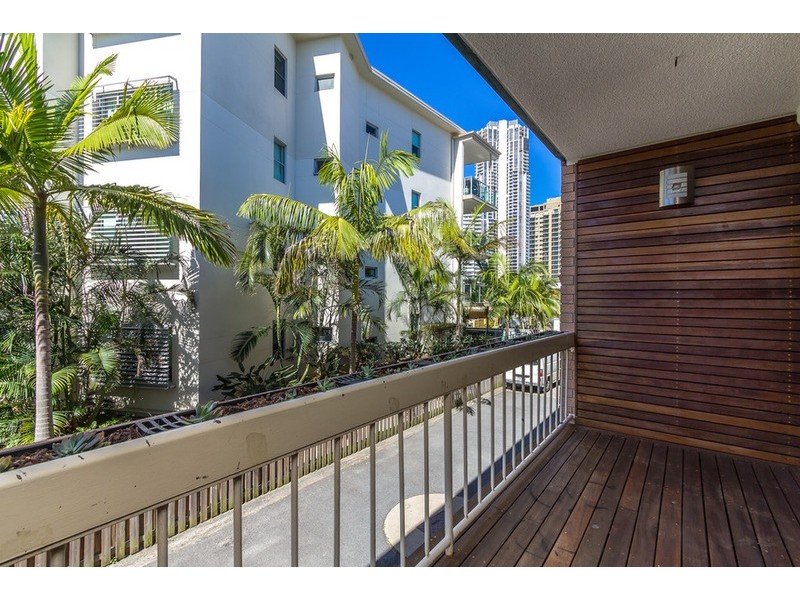 9/18 Tarcoola Crescent, Surfers Paradise QLD 4217