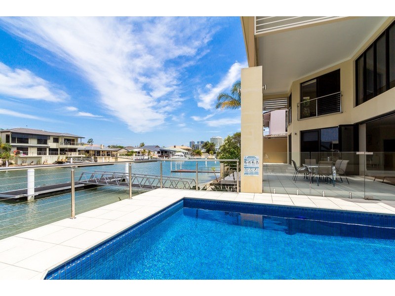 14 Viking Court, Paradise Waters QLD 4217