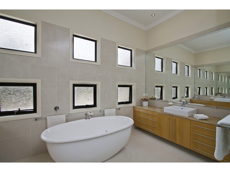 14 Viking Court, Paradise Waters QLD 4217