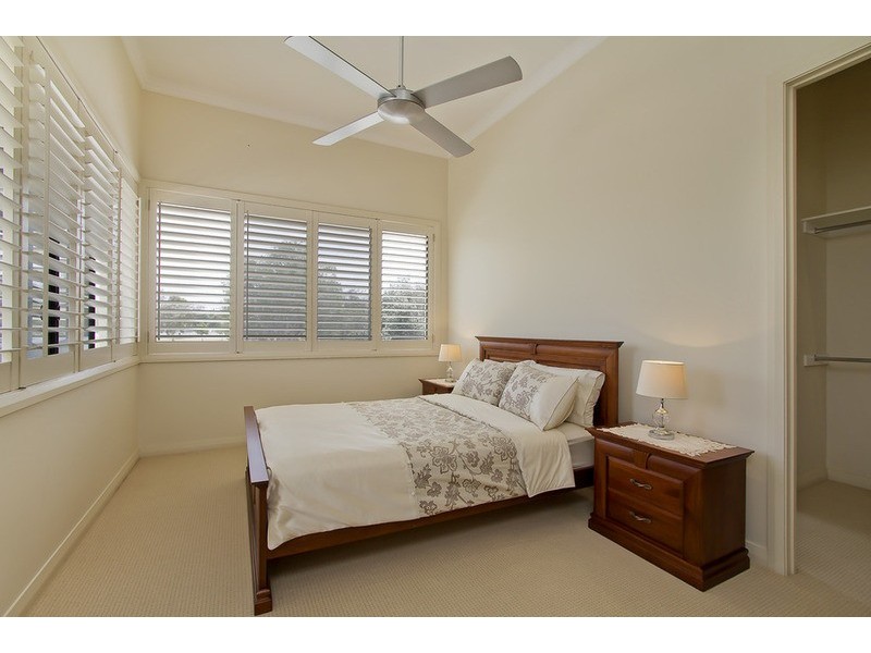 14 Viking Court, Paradise Waters QLD 4217