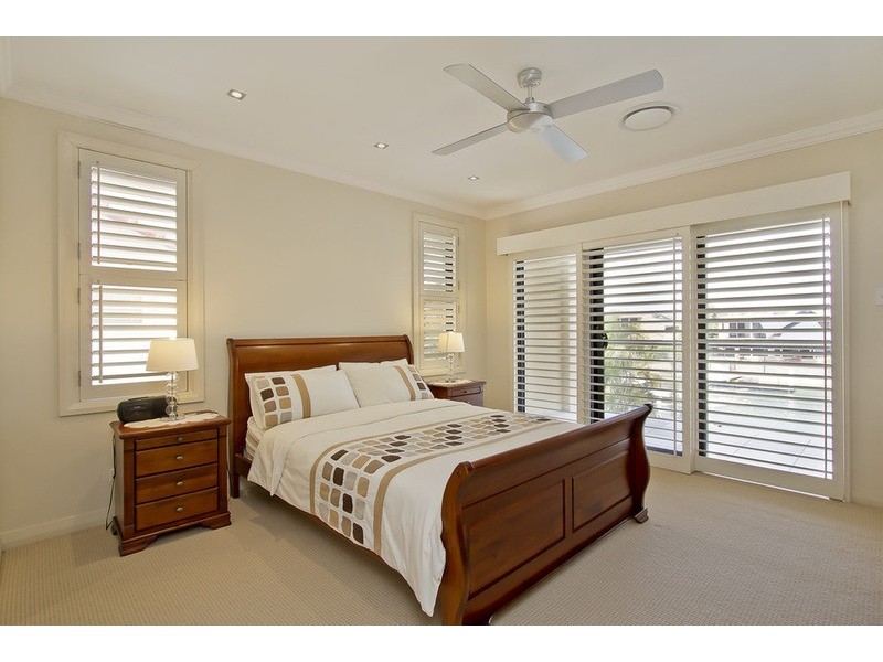 14 Viking Court, Paradise Waters QLD 4217