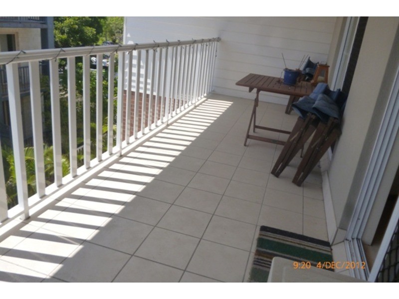 27 Walton  Street, Southport QLD 4215