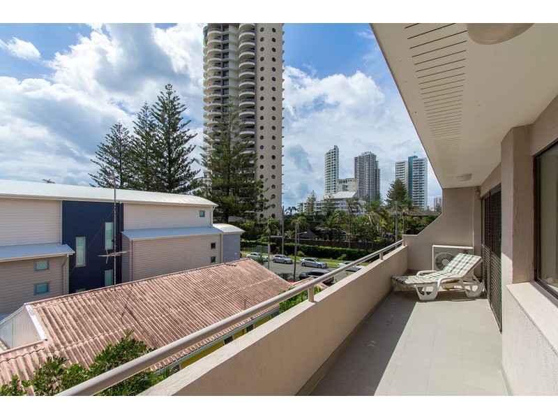 7/17 Thornton Street, Surfers Paradise QLD 4217