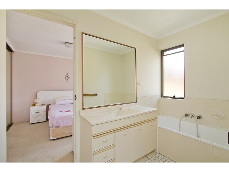 7/17 Thornton Street, Surfers Paradise QLD 4217