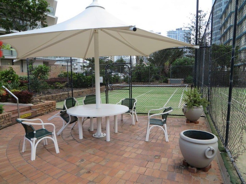 5 Peninsula Clifford  Street, Surfers Paradise QLD 4217