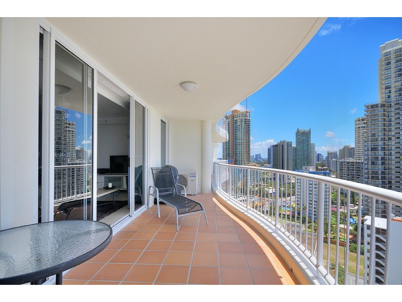 6 Moroccan View Avenue, Surfers Paradise QLD 4217