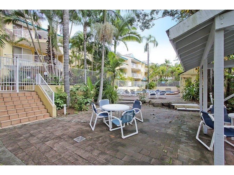 19 Monte Carlo Avenue, Surfers Paradise QLD 4217