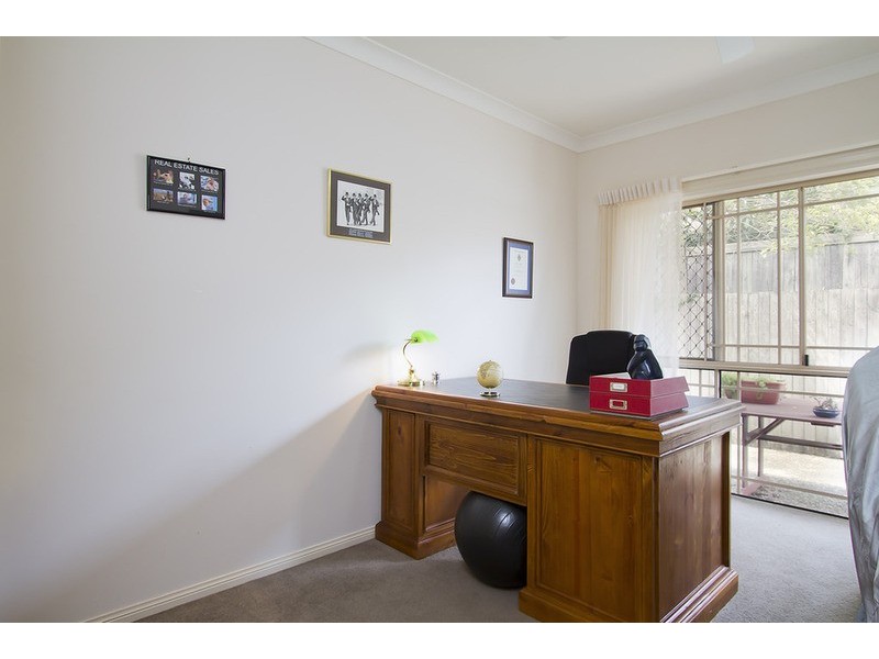 10 Tristan Court, Benowa QLD 4217