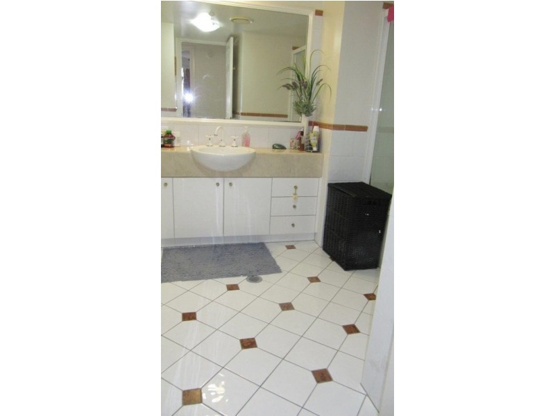 ‘Moroccan’ 7 Elkhorn Avenue, Surfers Paradise QLD 4217