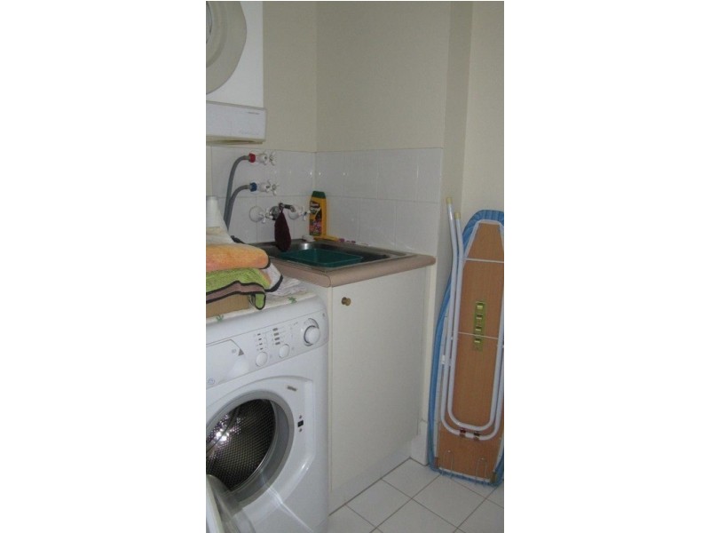 ‘Moroccan’ 7 Elkhorn Avenue, Surfers Paradise QLD 4217