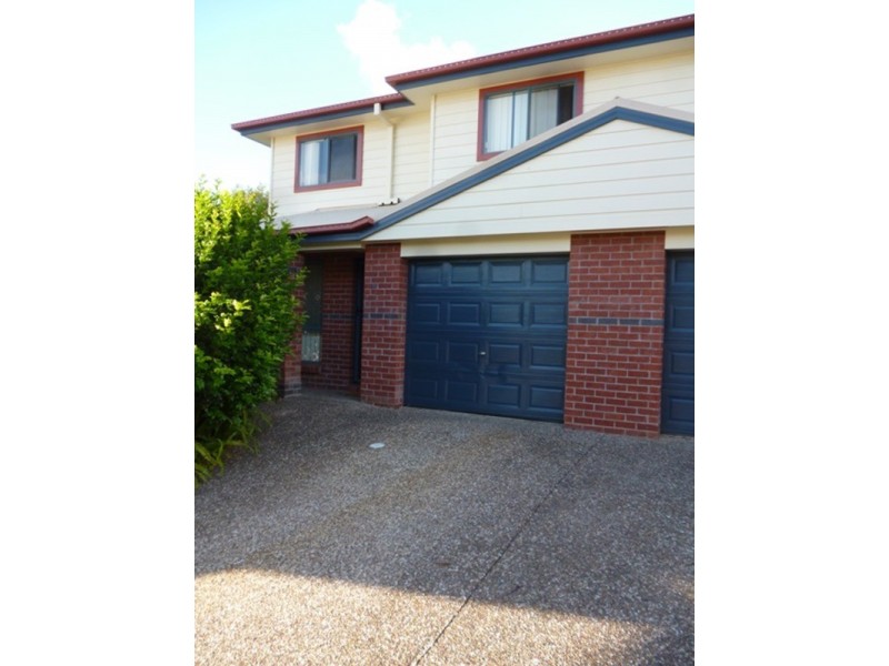 118 RIDGEWAY Avenue, Southport QLD 4215