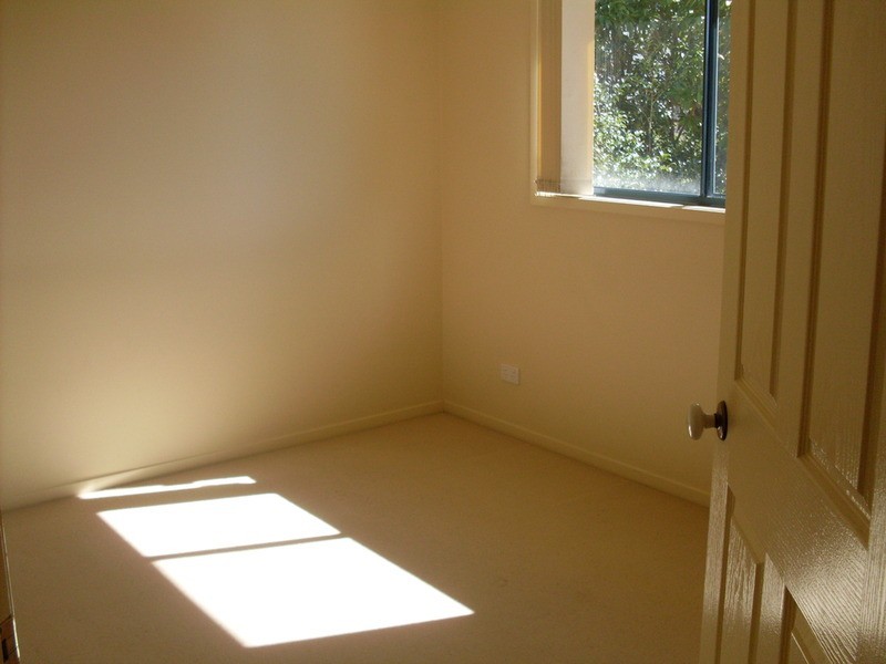 118 RIDGEWAY Avenue, Southport QLD 4215