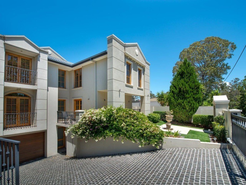 7 Greer Terrace, Southport QLD 4215