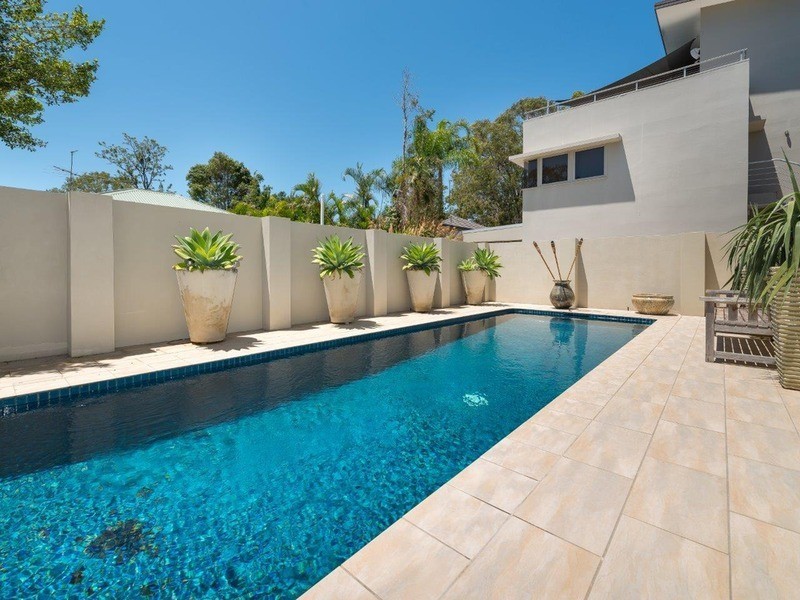 7 Greer Terrace, Southport QLD 4215