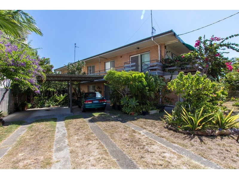 34 – 36 Tarcoola Crescent, Chevron Island QLD 4217