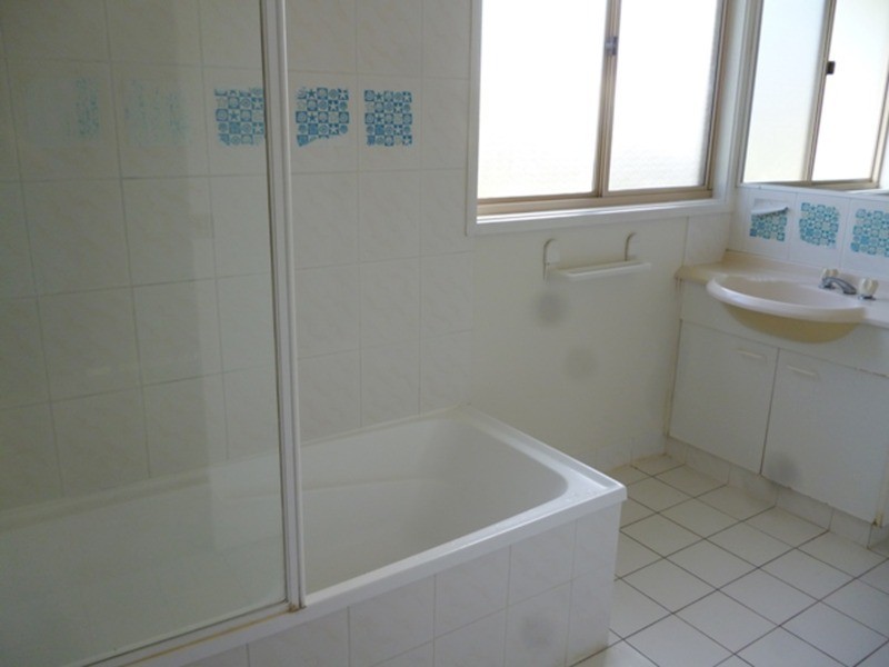 170 Central  Street, Labrador QLD 4215