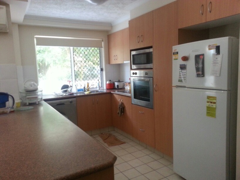 27 Walton Street, Southport QLD 4215
